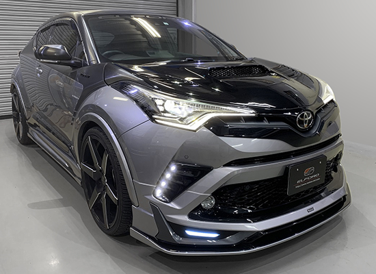 エルフォード　c-hr フロントグリルガーニッシュ