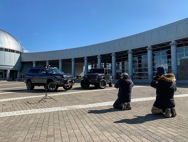 今日は4WD･SUVパーツガイドの取材でした。現場では今話題のコロナネタで盛り上がりつつも中国製造部品の納期遅れが非常に気がかりになってきました... 早期の収束を願うばかり。。 #Elford #landcrulser #toyota #prado #lx #lx570 #lc #suv #4wd #エルフォード #ランクル #レクサス #トヨタ #プラド150 #ランクル200 #ソニックアート #セレスティアル  #ブラッドストック  #Jeep #ラングラー #jl #ジープ #wrangler #unlimited #アンリミテッド #sahara #サハラ #rubicon #ルビコン