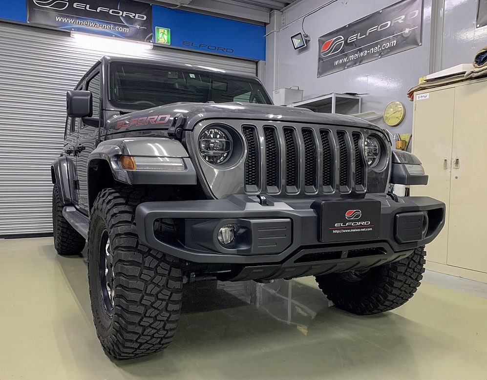 Jeep JL ラングラー フロントバンパー